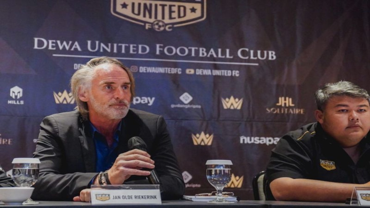 Pelatih Dewa United Jan Olde Riekerink. (ANTARA/HO-Dewa United)