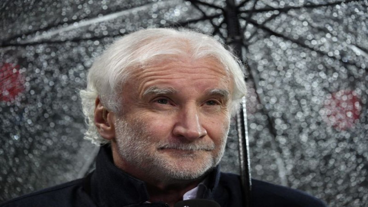 Foto arsip - Rudi Voeller saat masih menjadi direktur olahraga Bayer Leverkusen dalam foto yang diambil pada 20 Februari 2020. (AFP/INA FASSBENDER)