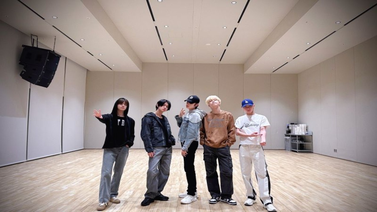 Grup K-Pop TXT (ANTARA/Twitter @TXT_bighit)