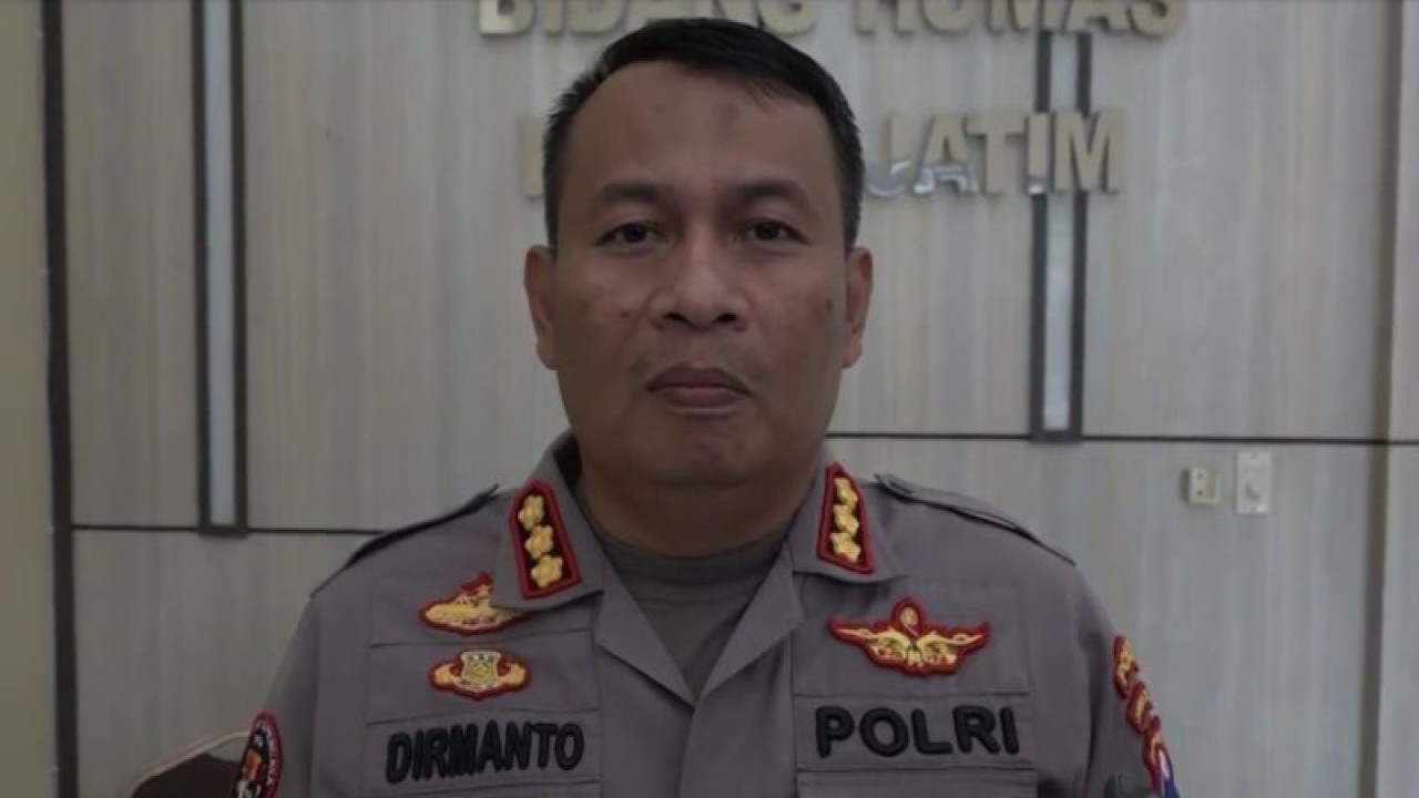Kabid Humas Polda Jawa Timur Kombes Pol Dirmanto. (ANTARA/Willi Irawan)