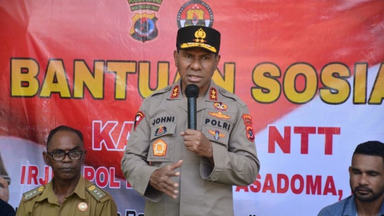 Kapolda NTT Irjen Pol Johanis Asadoma. ANTARA/Kornelis Kaha