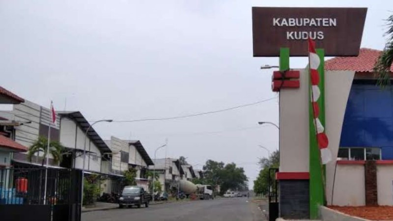 Kawasan Industri Hasil Tembakau (KIHT) Kabupaten Kudus, Jawa Tengah. (ANTARA/Akhmad Nazaruddin Lathif)