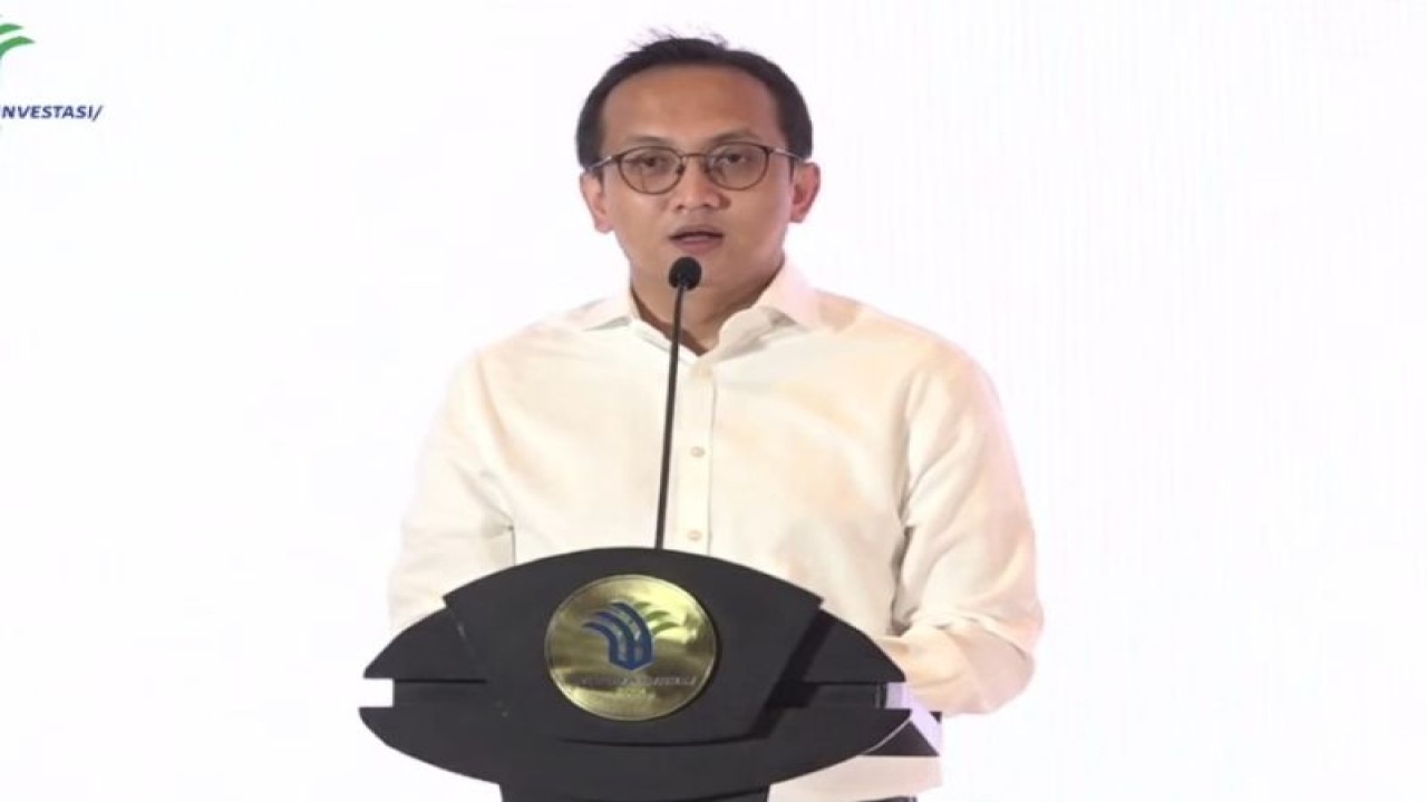 Deputi Bidang Koordinasi Investasi dan Pertambangan Kemenko Kemaritiman dan Investasi Septian Hario Seto dalam Forum Kemitraan Investasi di Jakarta, Rabu (7/12/2022). (ANTARA/Youtube Kementerian Investasi-BKPM)