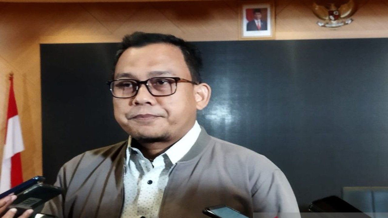 Kepala Bagian Pemberitaan KPK Ali Fikri di Gedung Pusat Edukasi Antikorupsi (ACLC) KPK, Jakarta, Senin (9/1/2023). ANTARA/Benardy Ferdiansyah