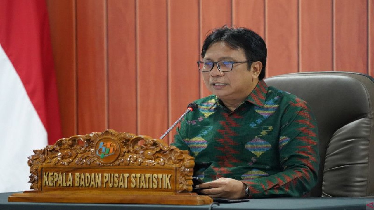 Kepala BPS Margo Yuwono dalam konferensi pers di Jakarta, Senin (2/1/2023). (ANTARA/HO-BPS/pri)