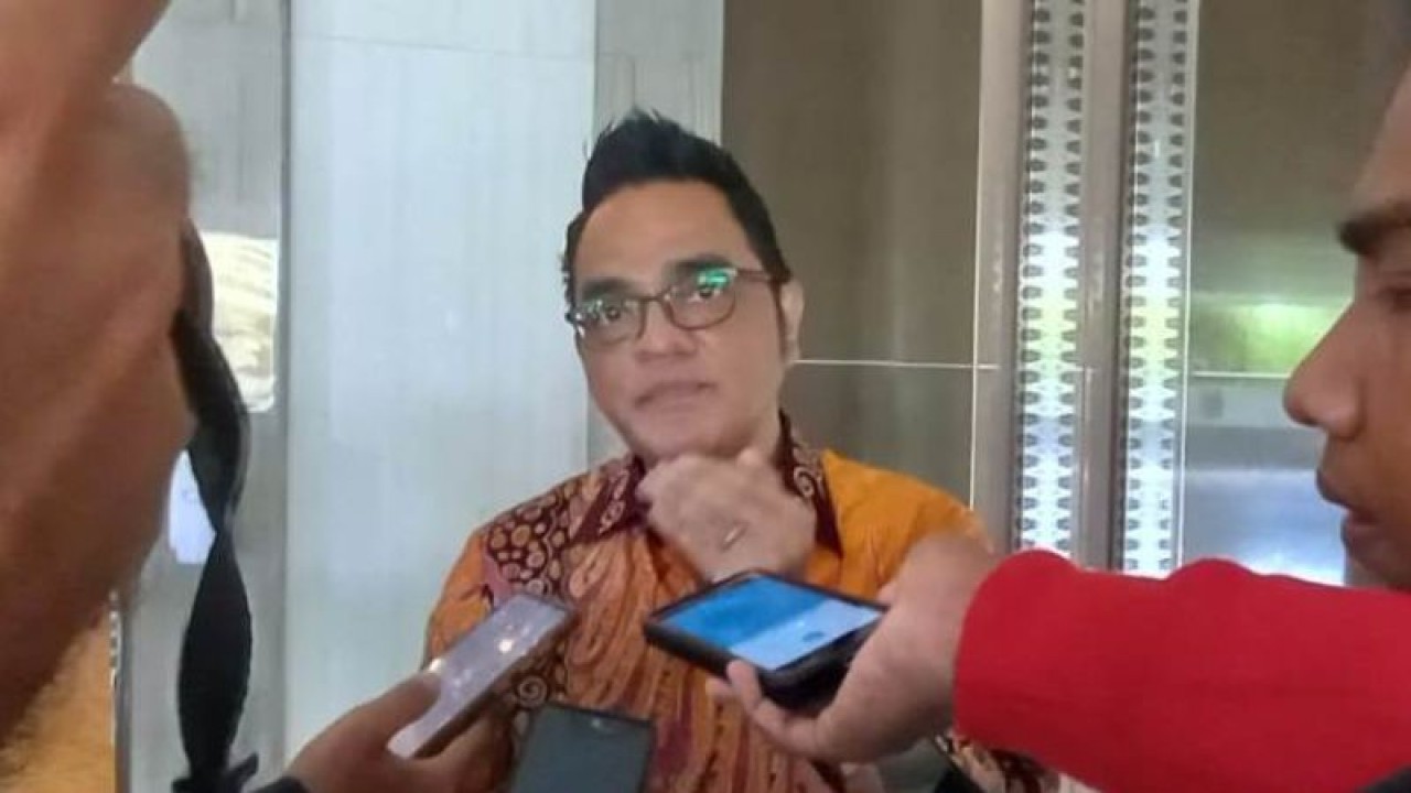 Kepala BPS Provinsi Kepulauan Babel Toto Haryanto Silitonga (ANTARA/ Aprionis)