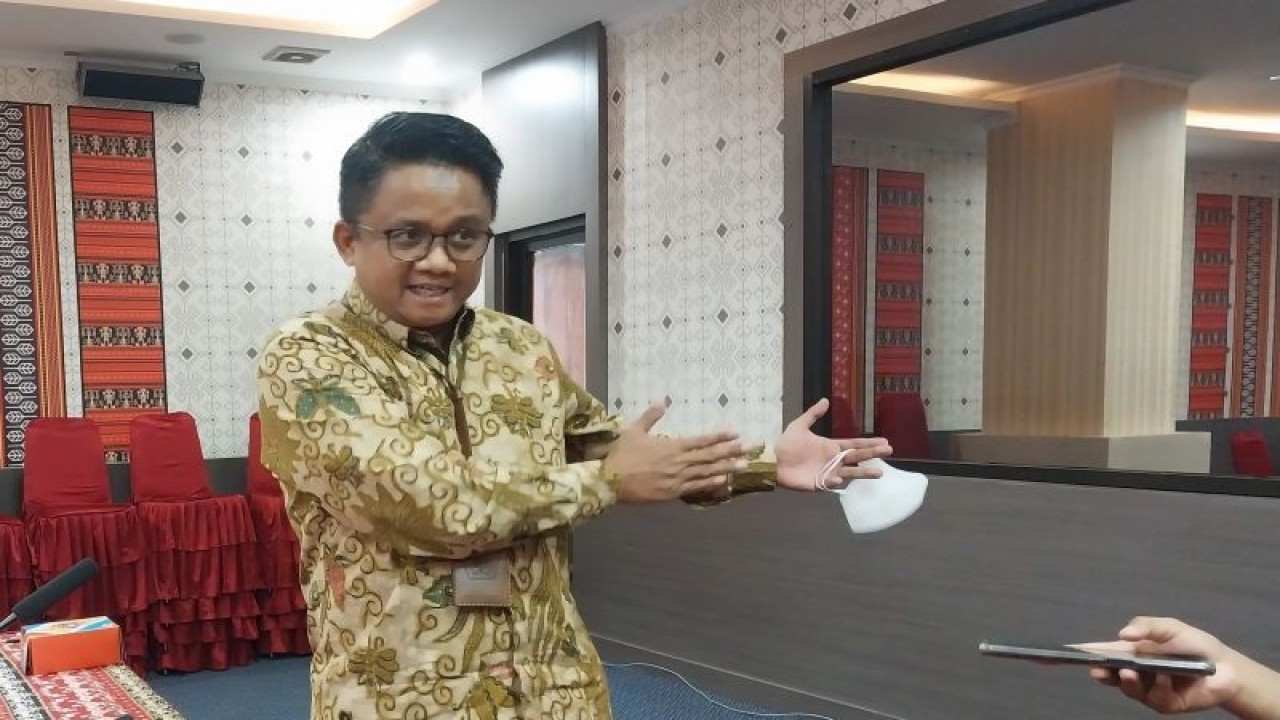 Kepala Kantor Wilayah DJPb Provinsi NTT Kemenkeu Catur Ariyanto Widodo. (ANTARA/Aloysius Lewokeda)