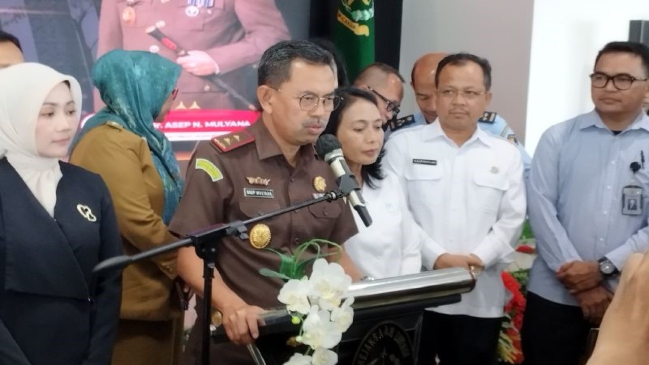 Kepala Kejati Jawa Barat Asep N Mulyana. ANTARA/Bagus Ahmad Rizaldierryerry