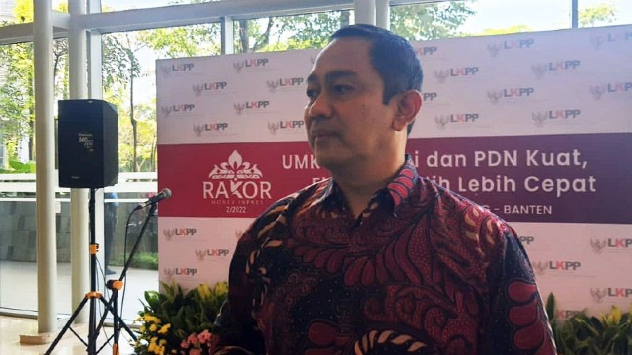 Kepala Lembaga Kebijakan Pengadaan Barang/Jasa Pemerintah (LKPP) Hendrar Prihadi. ANTARA/Azmi Samsul Maarif/am.