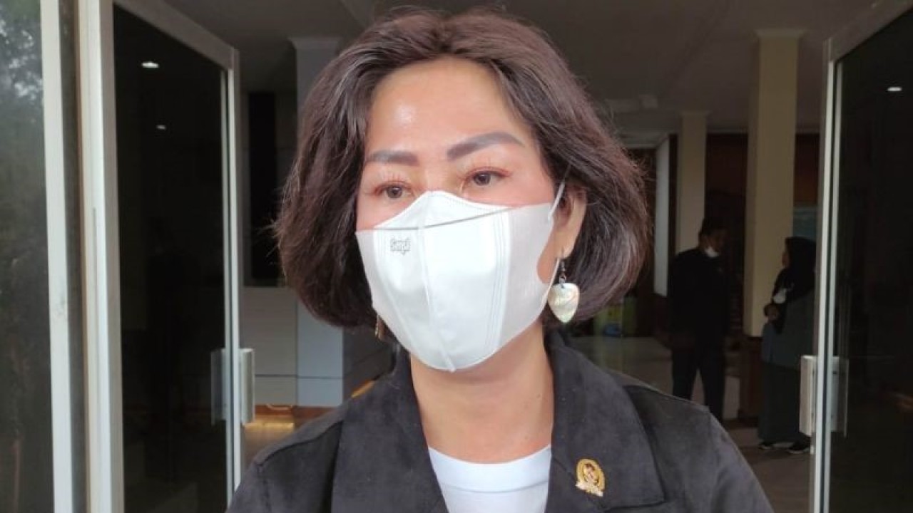 Ketua DPRD Bangka Tengah, Me Hoa. ANTARA/Ahmadi