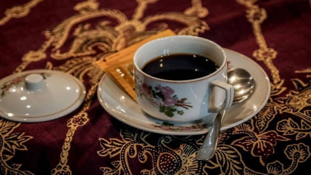 Menparekraf Sandiaga Salahuddin Uno menyarankan tiga hal agar kopi Bondowoso makin dikenal di pasar dunia. (Istimewa/Kemenparekraf)