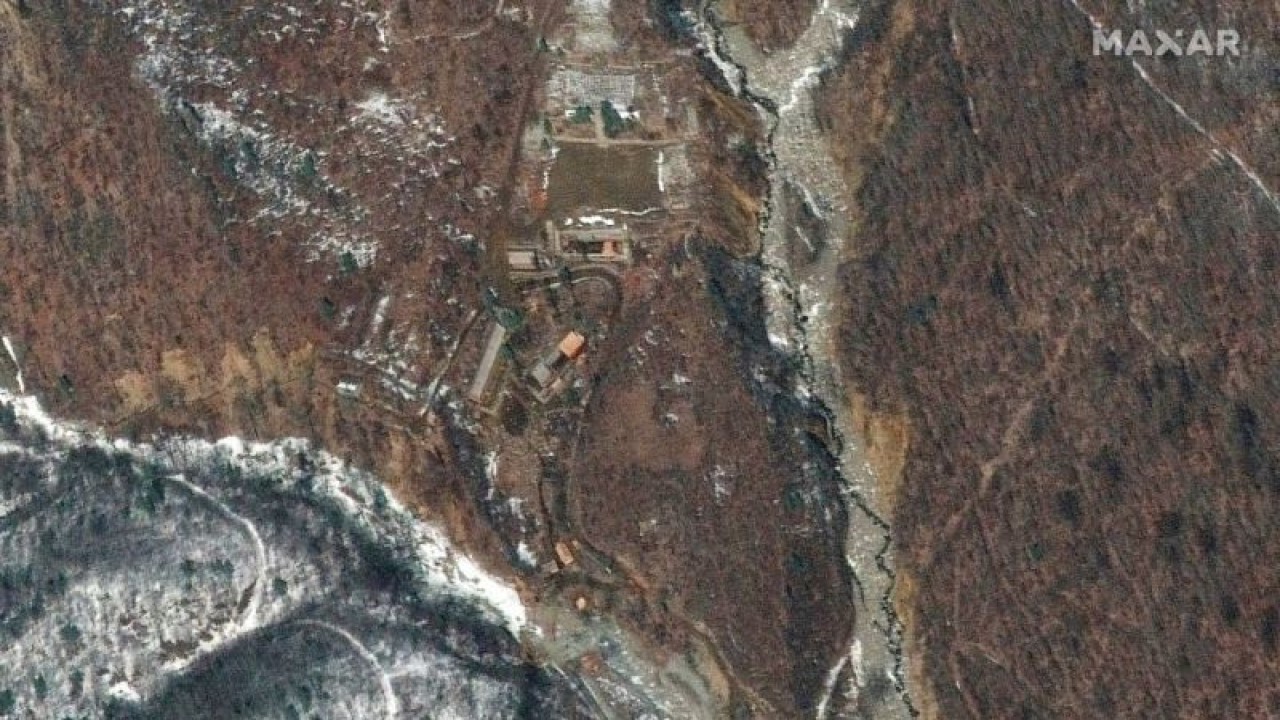 Arsip - Citra satelit menunjukkan bangunan baru di lokasi uji coba nuklir Punggye-ri, Kabupaten Kilju, provinsi Hamgyong Utara, Korea Utara, 28 Maret 2022. (Maxar Technologies/HO via Reuters/as)