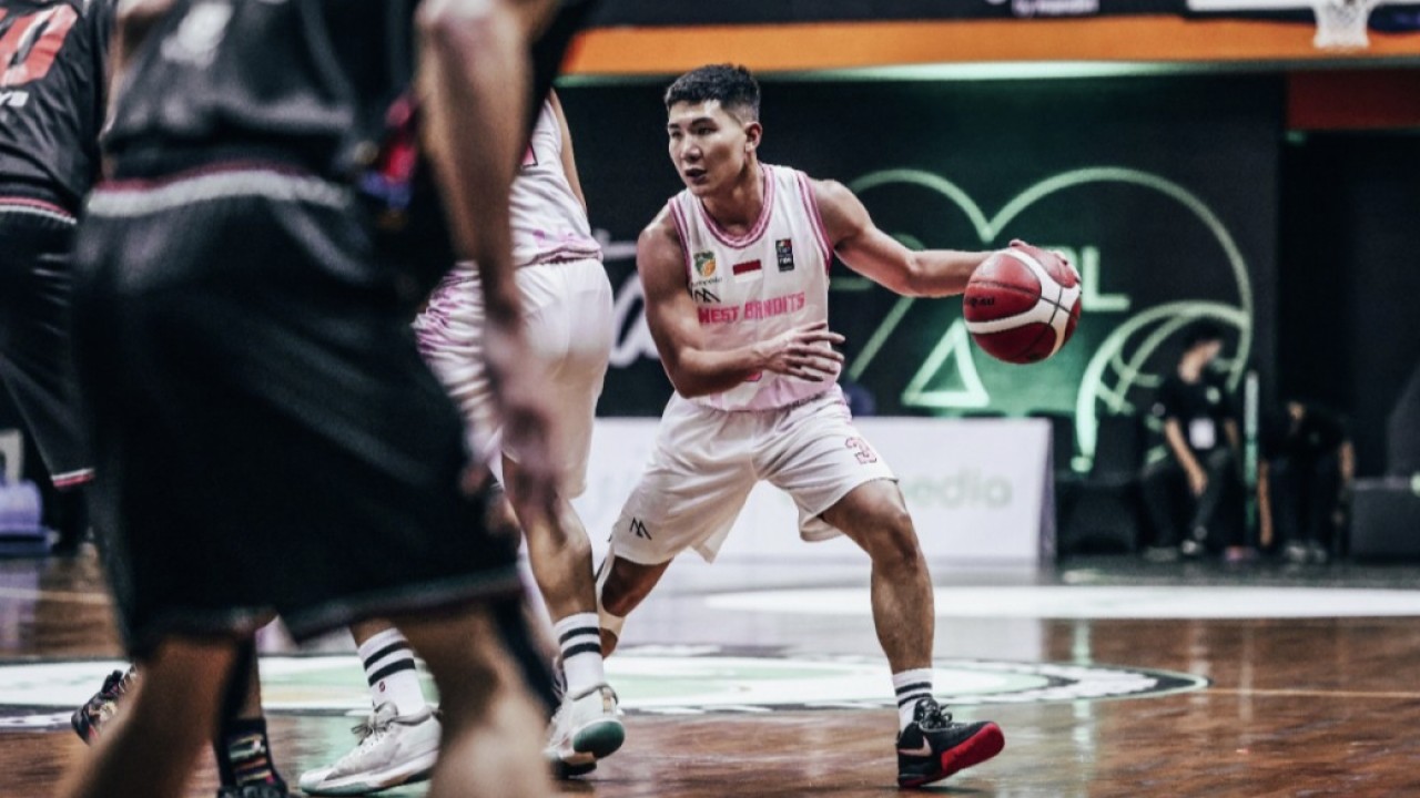 Laga West Bandits vs Evos Thunder