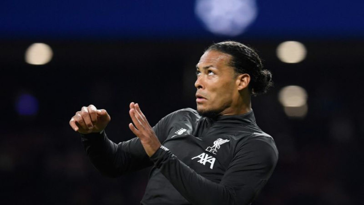 Bek Liverpool Virgil van Dijk. (Photo by OSCAR DEL POZO / AFP) (AFP/OSCAR DEL POZO)