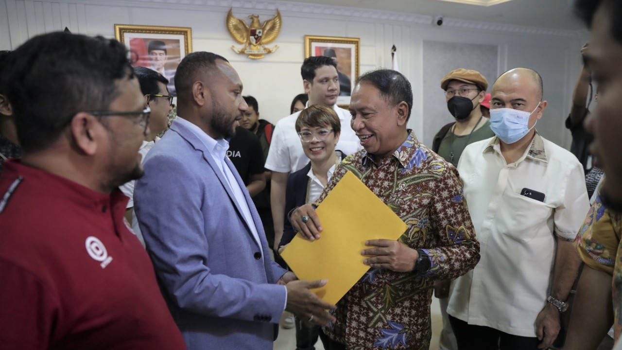 Menpora Upayakan Jalan Keluar Terkait Dihentikannya Liga 2