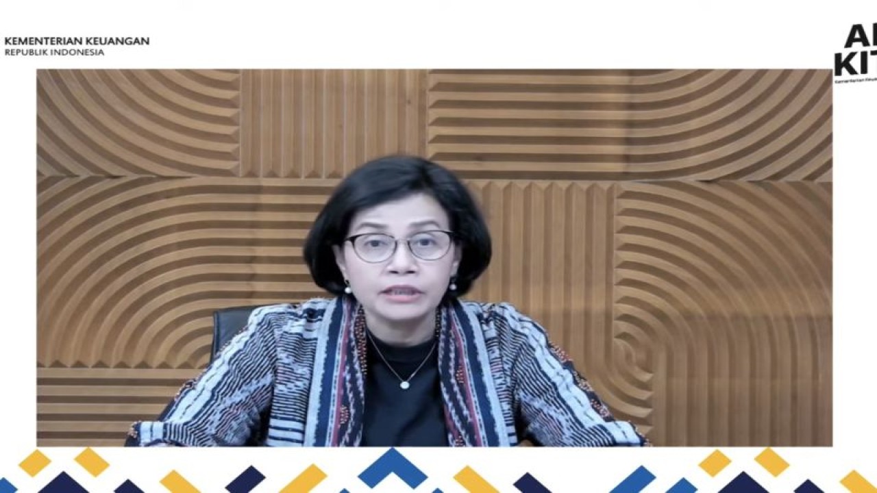 Menteri Keuangan Sri Mulyani Indrawati dalam Konferensi Pers APBN KiTA di Jakarta, Selasa (3/1/2023). (ANTARA/AstridFaidlatulHabibah)
