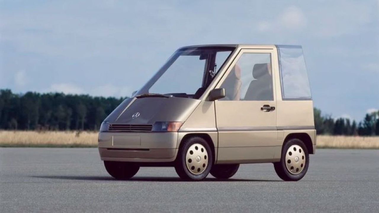 NAFA menemukan jalan ke dalam desain mobil A-Class generasi pertama Mercedes-Benz. (Mercedes-Benz/SlashGear)