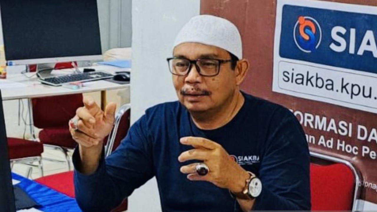 Anggota KIP Nagan Raya Muhajir Hasballah. (ANTARA/HO-KIP)