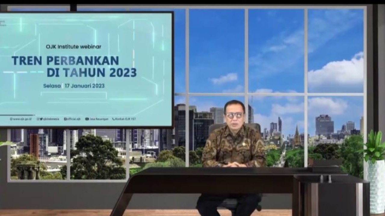 Tangkapan layar Kepala Eksekutif Pengawas Perbankan Otoritas Jasa Keuangan (OJK) Dian Ediana Rae dalam webinar “Tren Perbankan di 2023” yang dipantau di Jakarta, Selasa (17/1/2023). (ANTARA/Sanya Dinda)