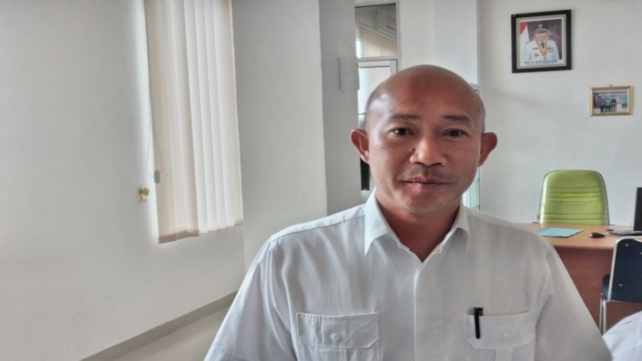 Kepala BKPSDM Kabupaten OKU, Mirdaili. (ANTARA/Edo Purmana/23)