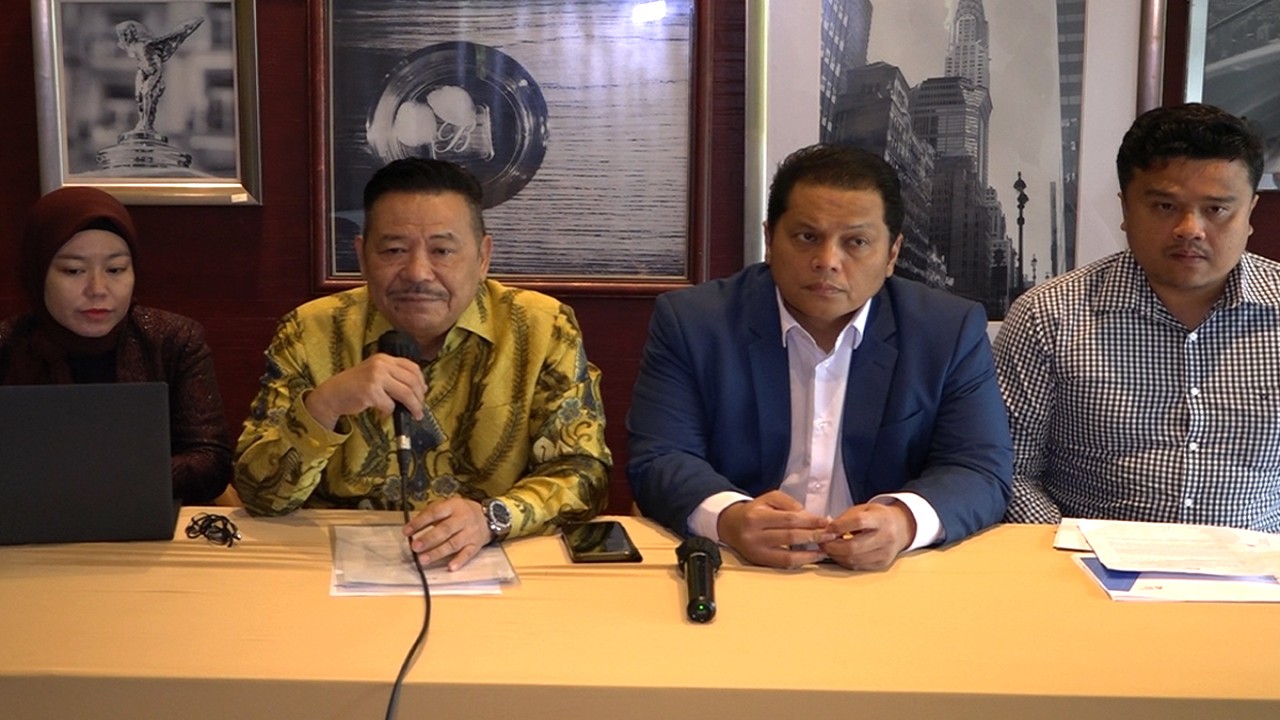 Prof. Dr. Otto Hasibuan, S.H., M.M., Kuasa Hukum PT Asuransi Jiwa Astra (Astra Life).