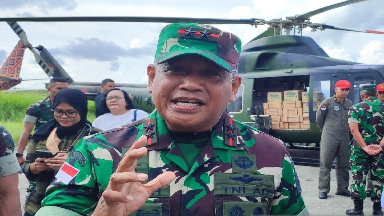 Pangdam XVII Cenderawasih Mayjen TNI Muhammad Saleh Mustafa. (ANTARA/Evarukdijati)