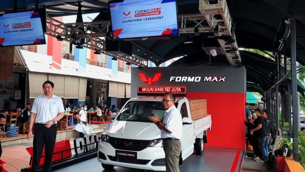 Peluncuran Wuling Formo Max di kawasan Pantai Indah Kapuk (PIK). (ANTARA/Chairul Rohman)