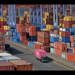 Pengamat: Indonesia harus waspada meski neraca perdagangan suplus-1673937854