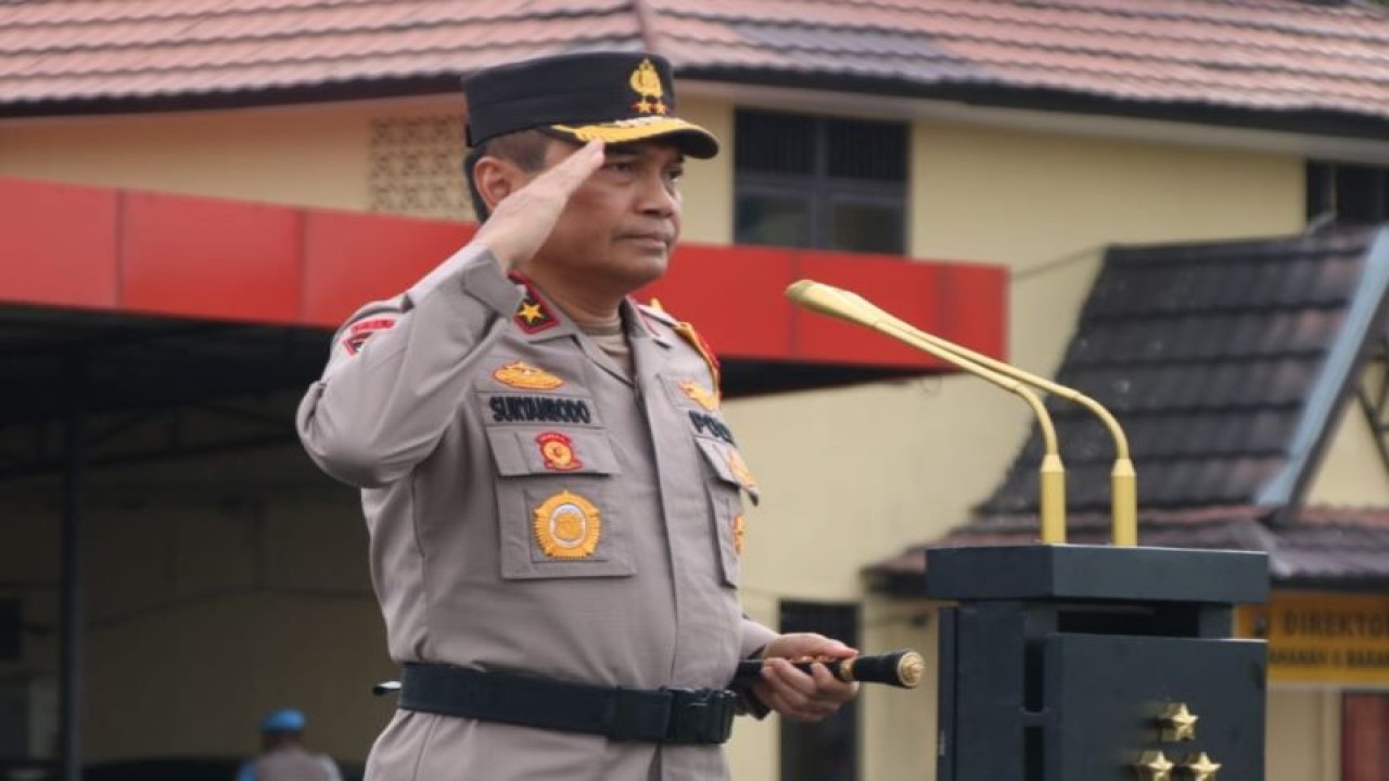 Kapolda Kalimantan Barat Irjen Pol Suryanbodo Asmoro. ANTARA/HO-Humas Polda Kalbar. (ANTARA/Teofilusianto Timotius)