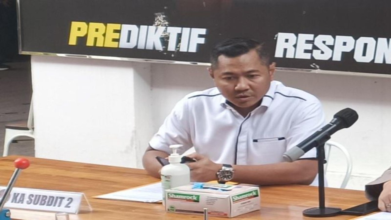 Kasubdit II Ditnarkoba Polda Metro Jaya AKBP Andi Oddang di Jakarta, Selasa (17/01/2023). ANTARA/Ilham