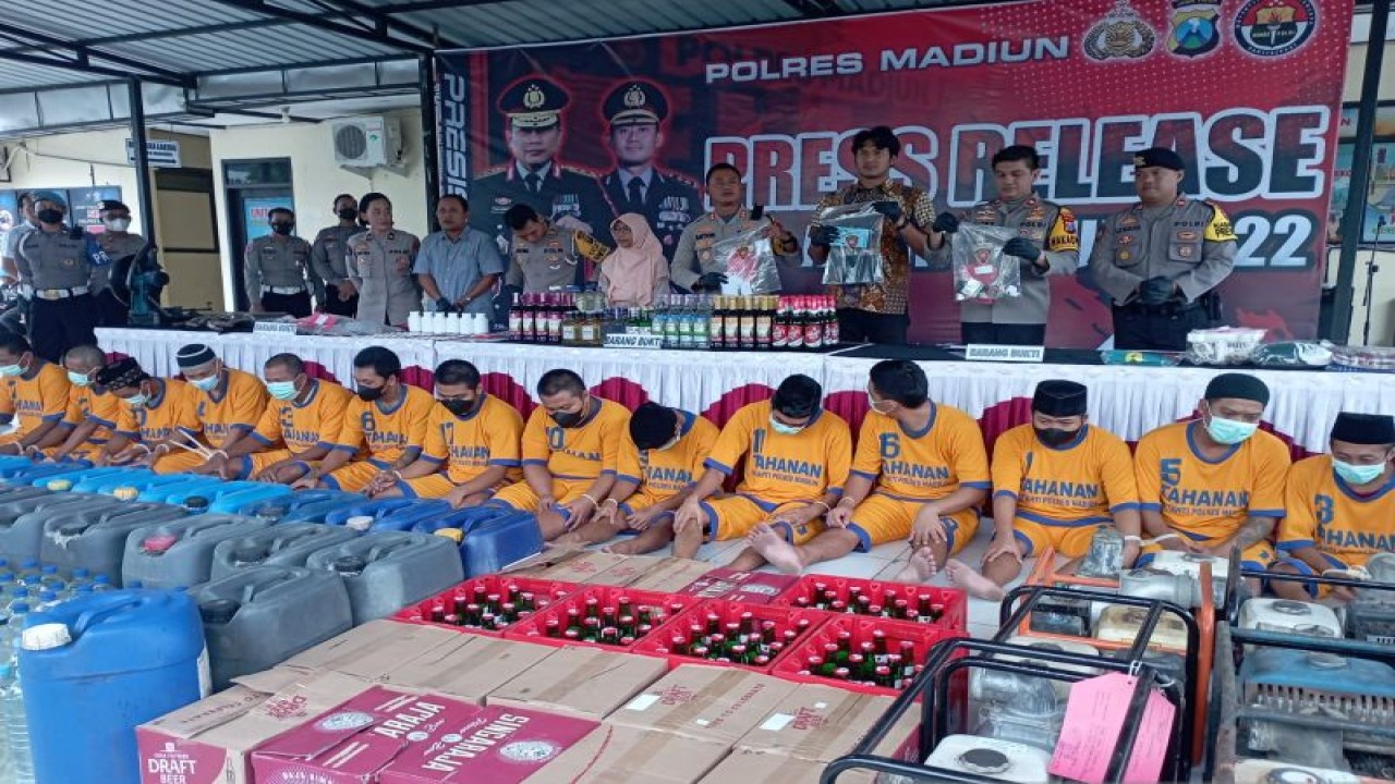 Polres Madiun ungkap sebanyak 194 kasus kriminalitas selama tahun 2022 yang naik dari tahun 2021 sebanyak 175 kasus. ANTARA/Louis Rika