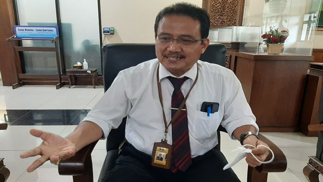 Pakar hukum Universitas Jenderal Soedirman (Unsoed) Purwokerto Prof Hibnu Nugroho. ANTARA/Sumarwoto