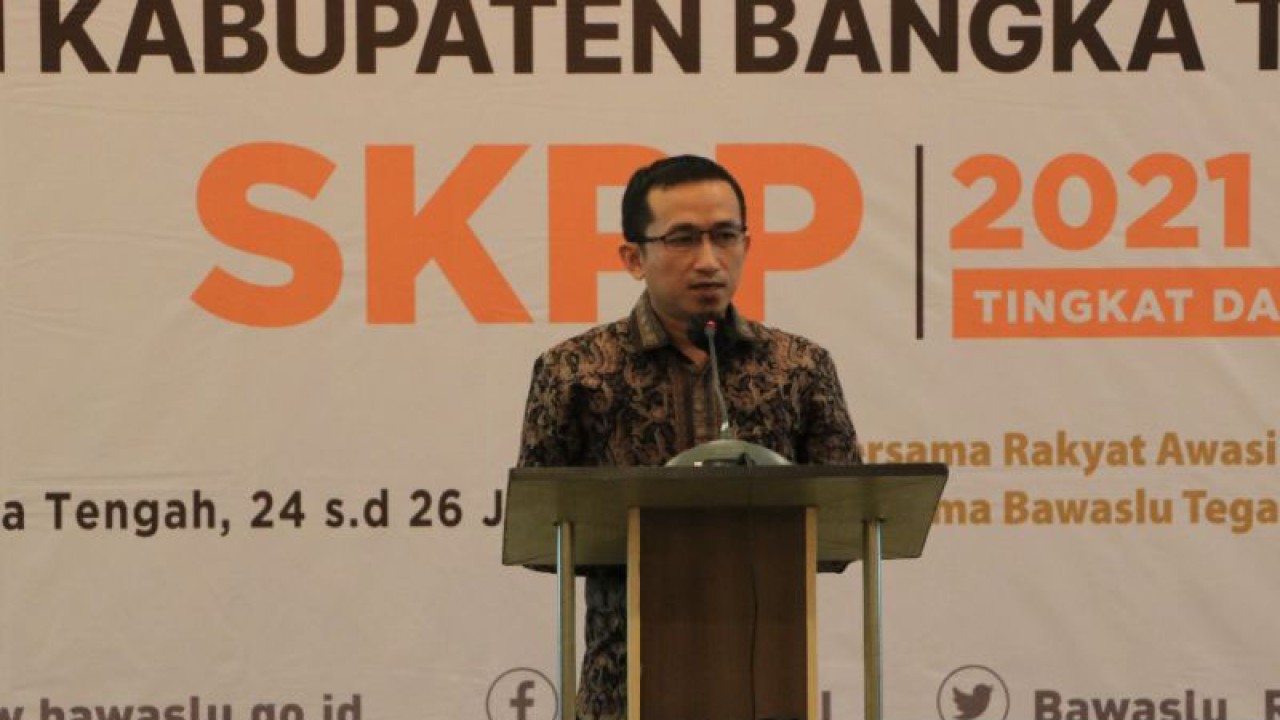 Ketua Bawaslu Bangka Tengah, Robianto (ANTARA/Ahmadi)
