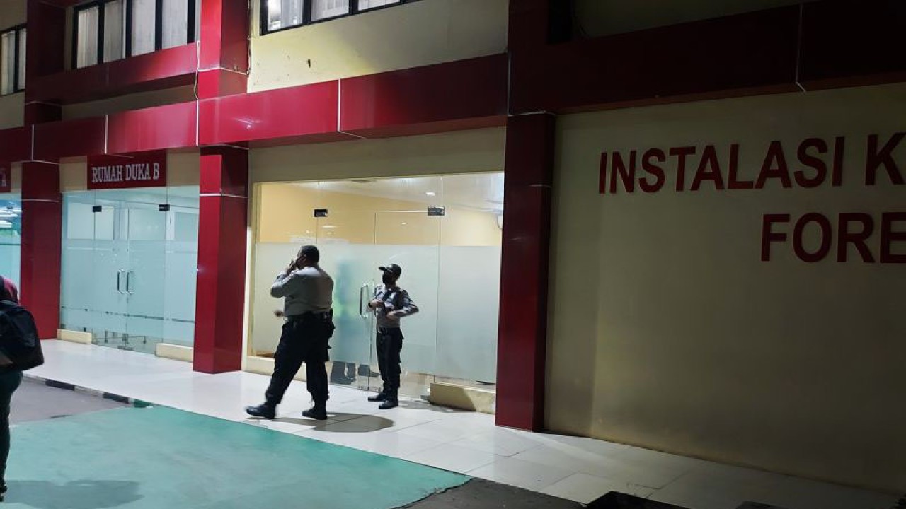 Suasana Instalasi Kedokteran Forensik RS Polri Kramat Jati, Jakarta, Senin (18/7/2022). ANTARA/Yogi Rachman