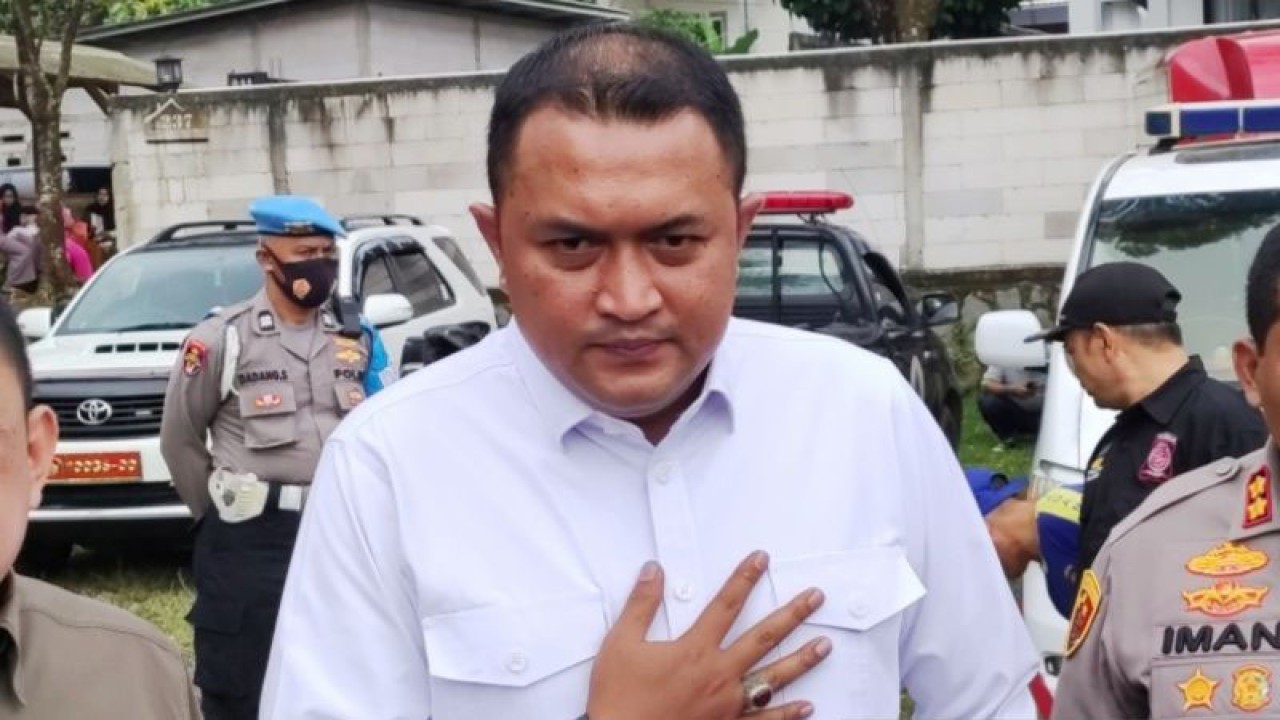 Ketua DPRD Kabupaten Bogor, Rudy Susmanto di Cibinong, Kabupaten Bogor, Jawa Barat. (ANTARA/M Fikri Setiawan)