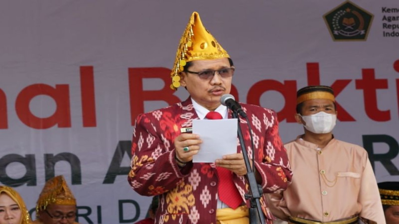 Rektor UIN Datokarama Profesor Sagaf S Pettalongi (ANTARA/HO-Kiswanto)