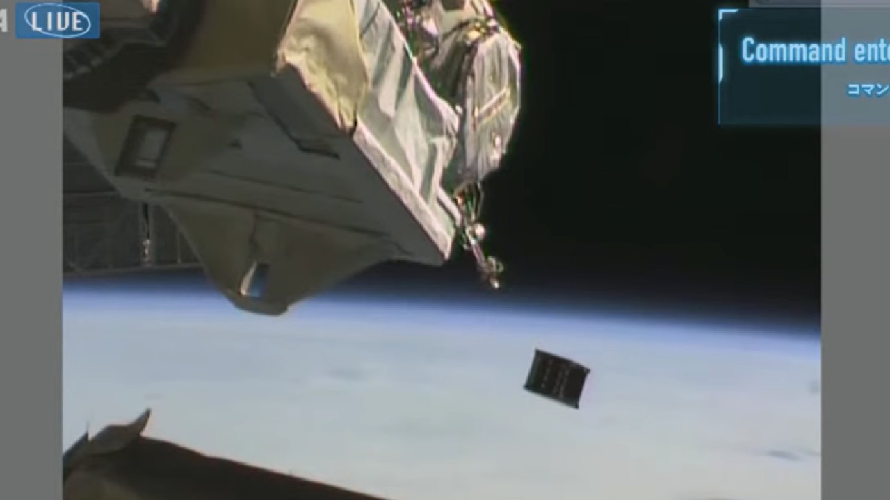 Tangkapan layar Satelit nano pertama buatan ilmuwan muda Indonesia lulusan Universitas Surya, Surya Satellite-1 (SS-1), mengorbit di Low Earth Orbit (LEO) pada Jumat (6/1/2023). ANTARA/Martha Herlinawati Simanjuntak