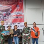 Satgas Yonarhanud 3/YBY Malut salurkan bantuan korban banjir rob-1674445880