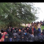 Sebanyak 184 warga Rohingya kembali terdampar di kawasan pantai Lamnga Kecamatan Mesjid Raya Kabupaten Aceh Besar, Ahad (8/1/2023). ANTARA/Rahmat Fajri-1673250248