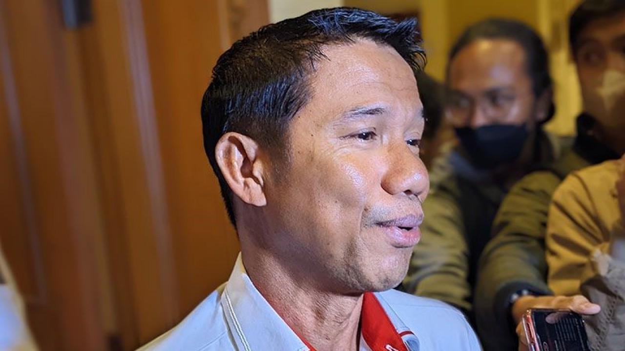 Sekretaris Jenderal PSSI Yunus Nusi memberikan keterangan mengenai perkembangan tim nasional Indonesia di Jakarta, Jumat (4/11/2022). ANTARA/Michael Siahaan/pri.