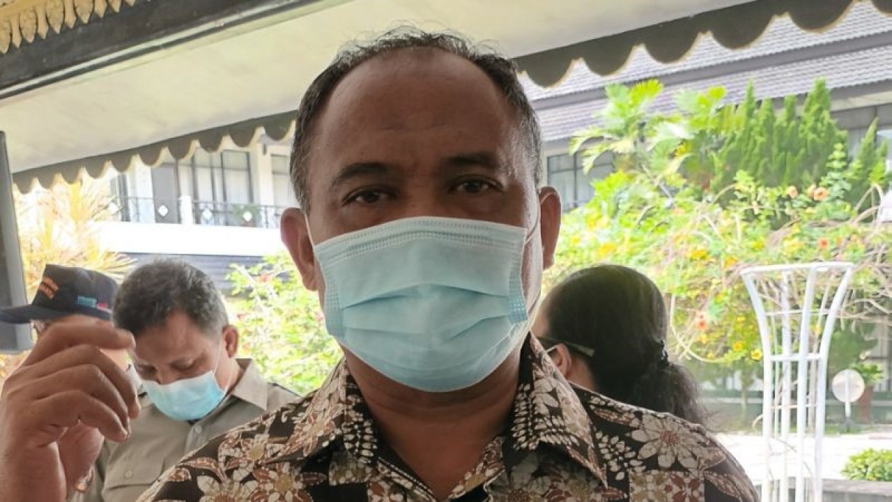 Sekretaris Daerah Kabupaten Sleman Harda Kiswaya. ANTARA/Victorianus Sat Pranyoto