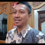 Senior Advisor Sales Marketing Taman Safari Indonesia Panca R Sarungu di Solo, Kamis (19/1/2023). ANTARA/Aris Wasita-1674111039