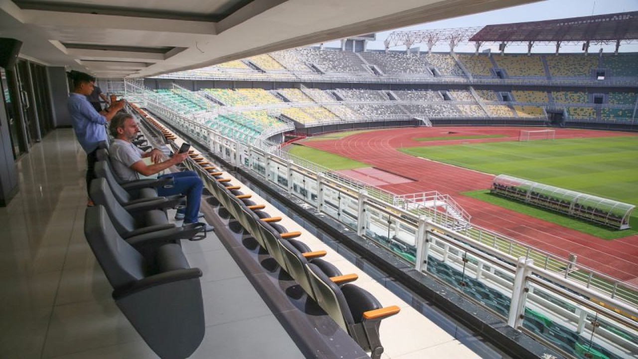 Stadion Gelora Bung Tomo (GBT) Kota Surabaya (ANTARA/HO-Diskominfo Surabaya)