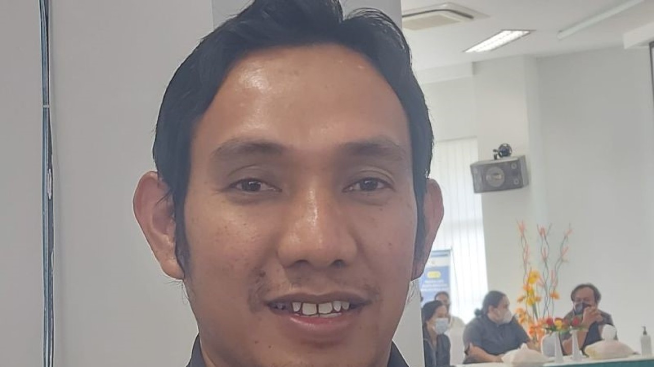 Statistisi Ahli Madya Fungsi Statistik Sosial Badan Pusat Statistik Sugiyanto (ANTARA/Qadri Pratiwi)