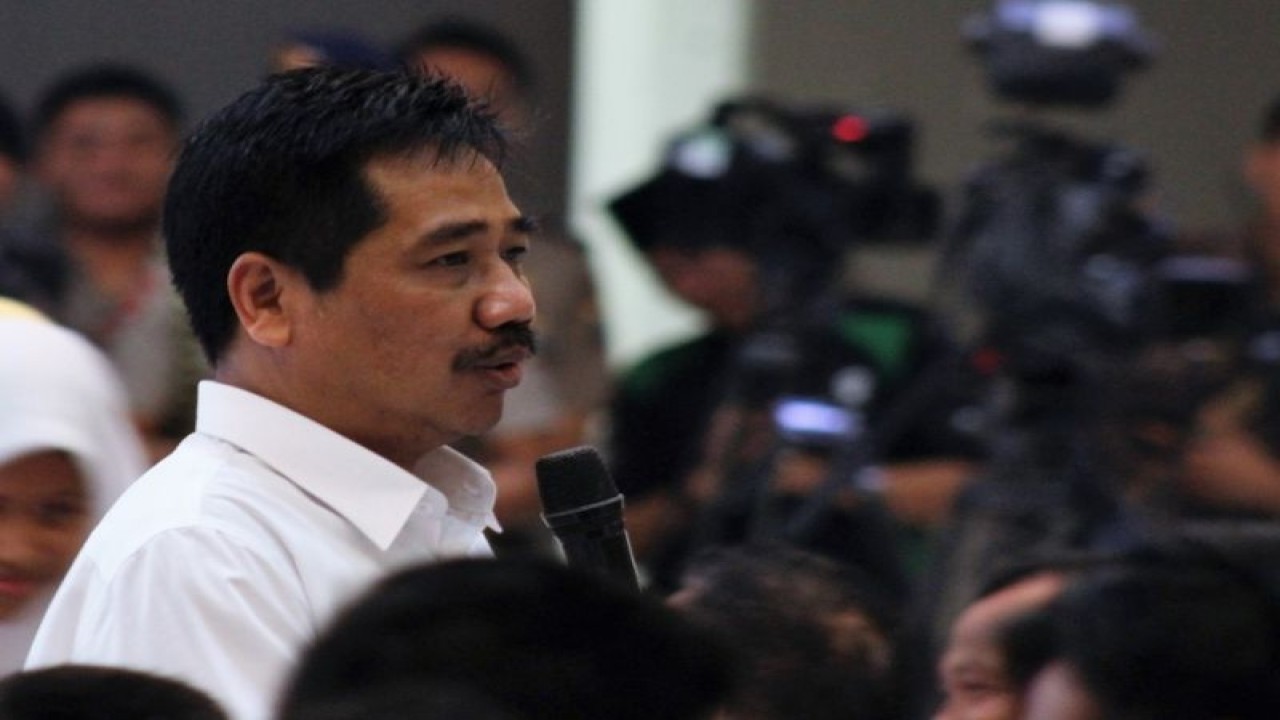 Pengamat komunikasi politik Universitas Airlangga Surabaya Suko Widodo. (ANTARA/HO-dokpri