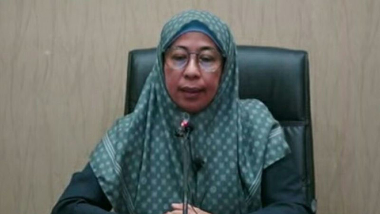 Tangkapan layar, ketika Statistisi Ahli Muda sekaligus Ketua Tim Statistik Sosial BPS Kaltim Emmy Maksum menyampaikan rilis secara virtual di Samarinda, Senin (16/1) (ANTARA / M Ghofar)