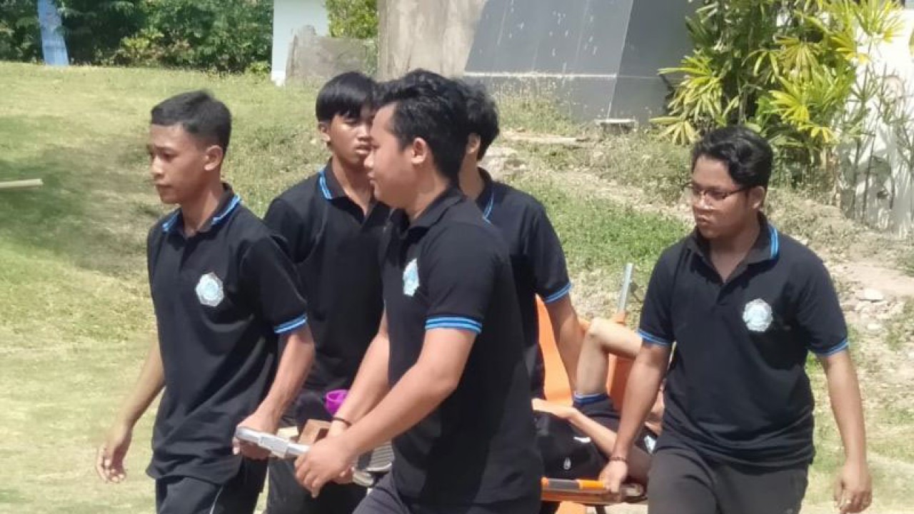 Lomba kesiapsiagaan bencana di Universitas Pendidikan Ganesha (Undiksha) Singaraja, Bali. ANTARA/HO-Undiksha