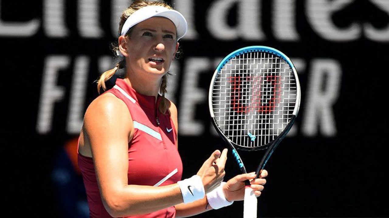 Arsip foto - Petenis Belarus Victoria Azarenka bereaksi selama pertandingan babak keempat Australian Open melawan Barbora Krejcikova dari Republik Ceko di Melbourne Park, Melbourne, Australia, Minggu (23/1/2022). ANTARA/REUTERS/Morgan Sette/aa. (REUTERS/MORGAN SETTE)