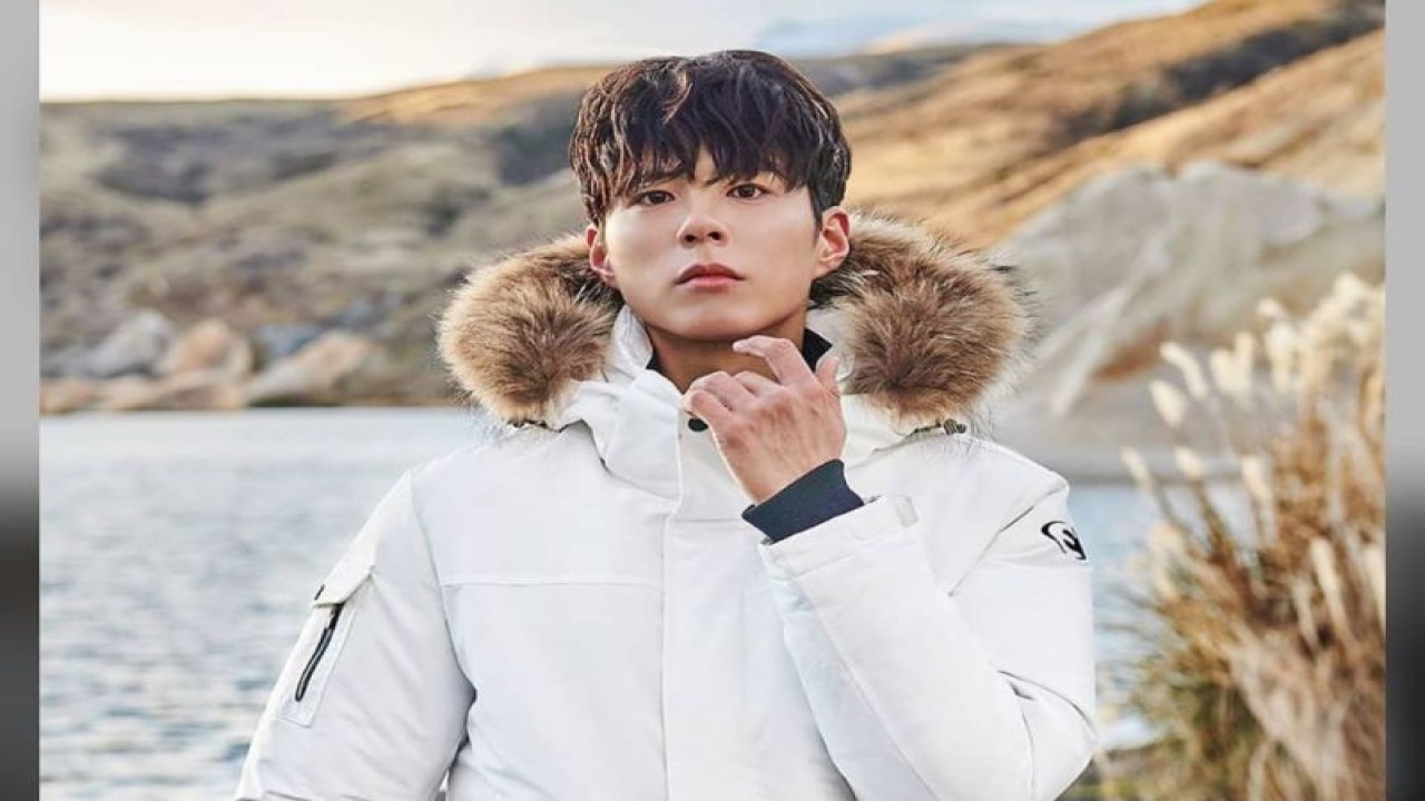 Aktor Park Bo-gum (Instagram.com/parkb0gum)