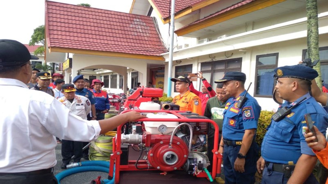 Suasana setelah apel siaga karhutla di Kabupaten Pelalawan. (ANTARA/Yusuf Nasution)